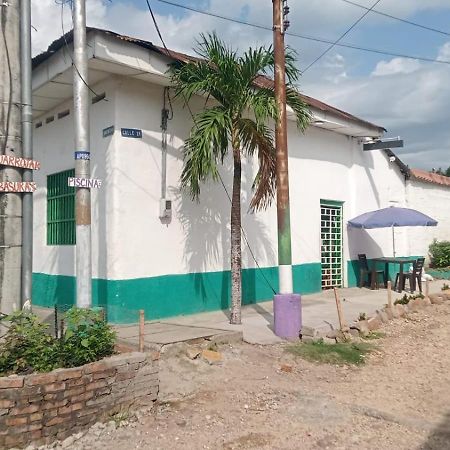 La Estacion Del Refugio Hotel Girardot Exterior foto